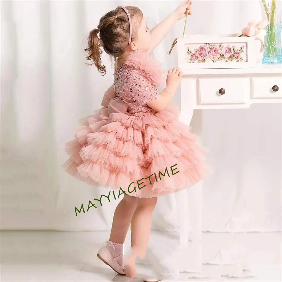 Dusty Pink Flower Girl Dress O Neck Short Sleeves Beads Sequined Tiered Tulle Princess Party Dresses Birthday Communion Gown