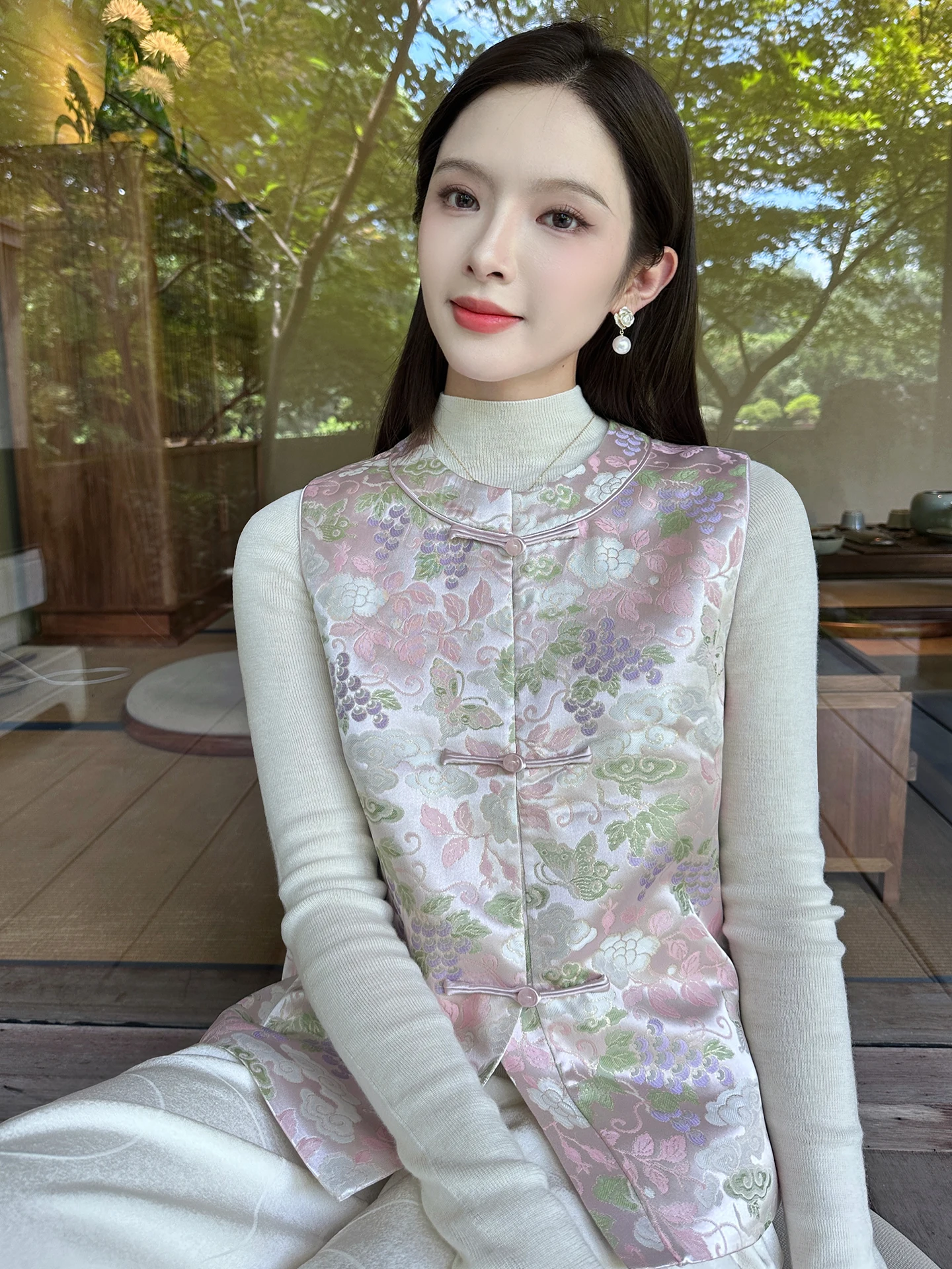 

Xu Beiting Original Design Beautiful New Chinese Sle Retro Pink Floral Embroidery Jaet Women's Vest Autumn Season Polyest...