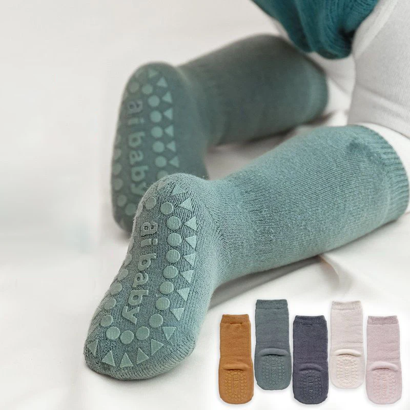 5 أزواج من الجوارب للأطفال للخريف والشتاء مبطنة بالصوف سميكة غير قابلة للانزلاق للأطفال جوارب للأطفال الصغار جوارب للأولاد والبنات