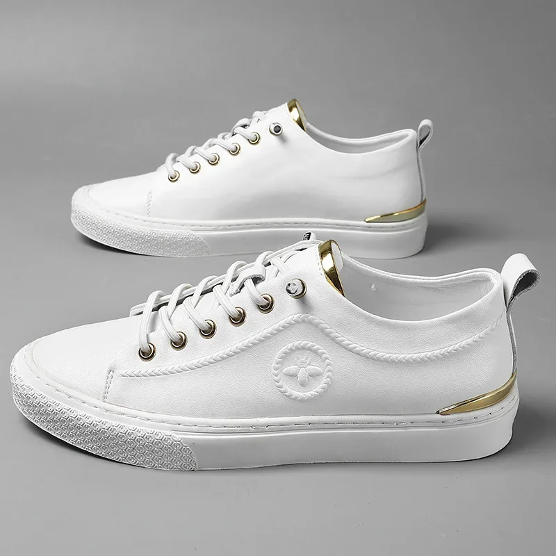

Совершенно новая мужская повседневная обувь из натуральной кожи, белая обувь для отдыха на плоской подошве, уличные крутые кроссовки из коровьей кожи для молодых людей