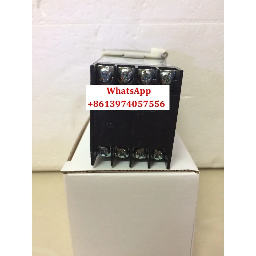 

Taiwan REX thermostat RT-505 temperature controller stylus deviation pin plug temperature control switch genuine