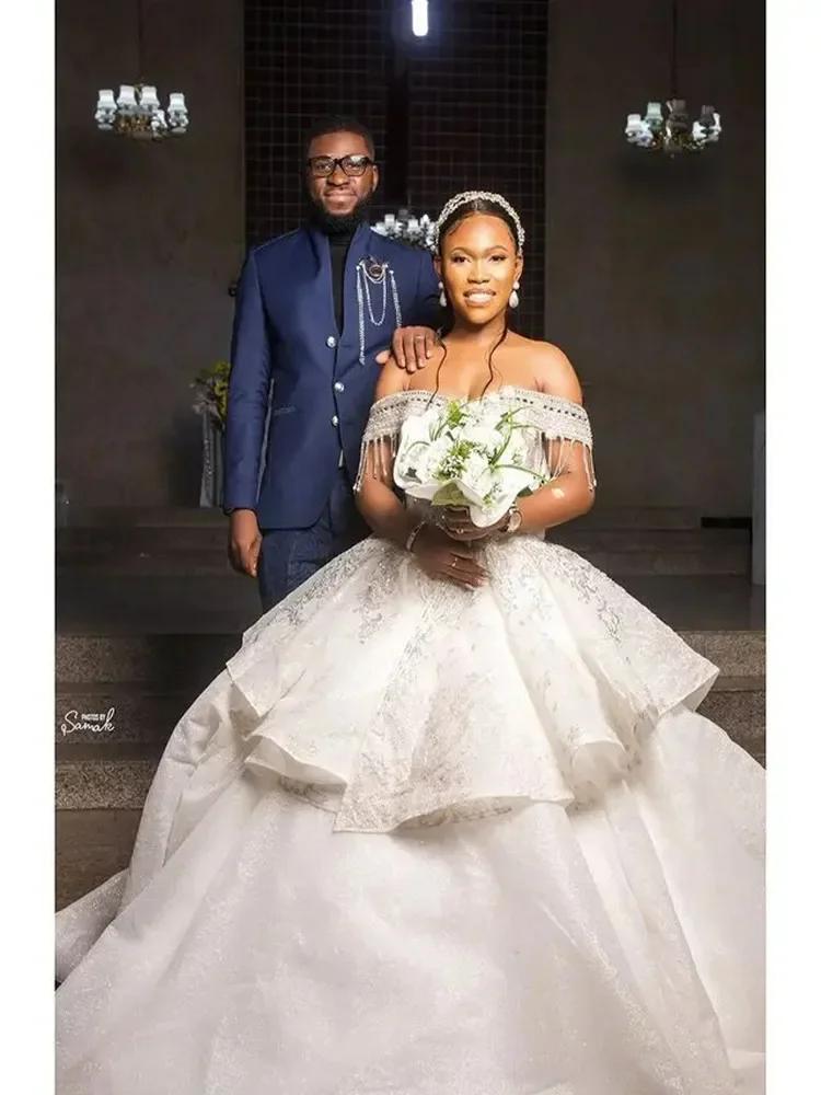 Customized Off the Shoulder African Appliques Beads  Wedding Dress Vestido De Casamento 2025 Plus Size Ballgown  Bridal  Gowns
