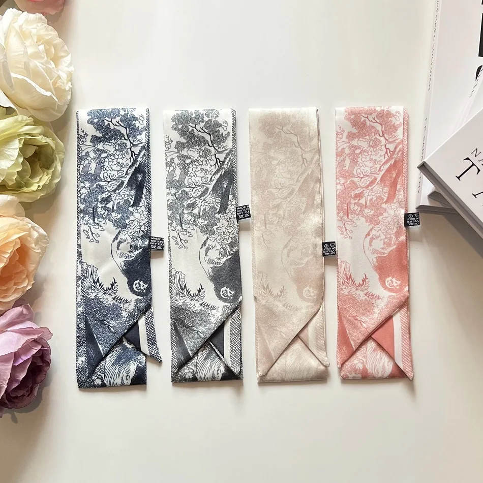 2025 ใหม่กระต่ายกระเป๋าผ้าไหมผ้าพันคอยาวผ้าพันคอขนาดเล็กบางแคบแถบคาดศีรษะตกแต่ง Princess Diana กระเป๋าผูกกระเป๋าริบบิ้น
