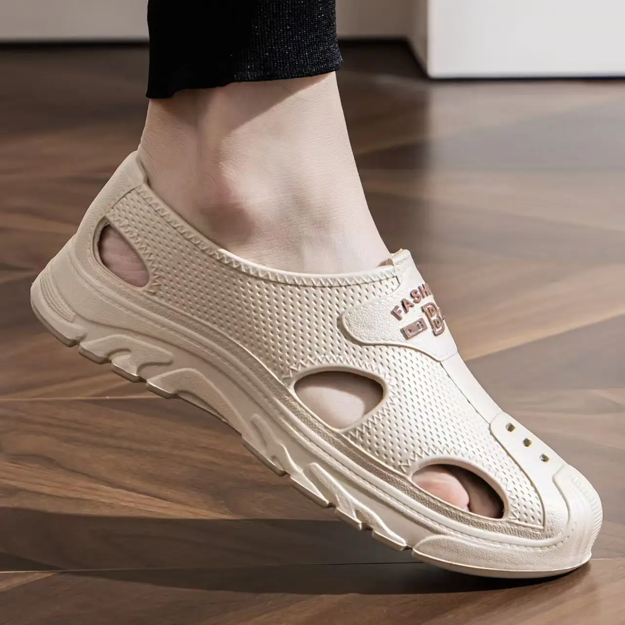 

Man's Summer Baotou Hollow Out Cave Sandals Thick Sole Non Slip Slip On Lightweight Outdoor Beach Sandals Wading Shoes Work Shoe