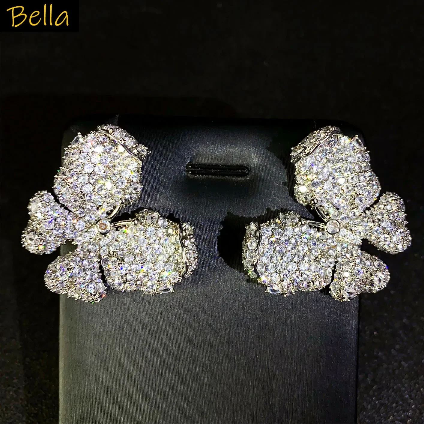 

New Butterfly Earrings for Women Luxury Jewelry Shiny Zircon Fushia Blue White Butterfly Stud Earrings Wedding Party Female Gift