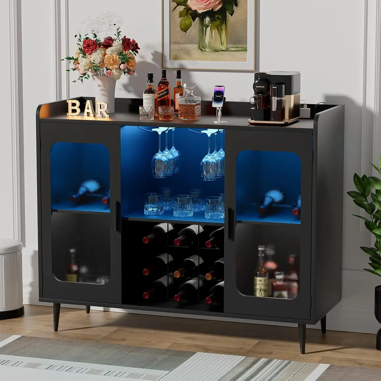 Gabinete de bar con toma de corriente y luz LED, gabinete de bar de vinos con estante para vinos y copas, gabinete de cafetería para el hogar, buffet