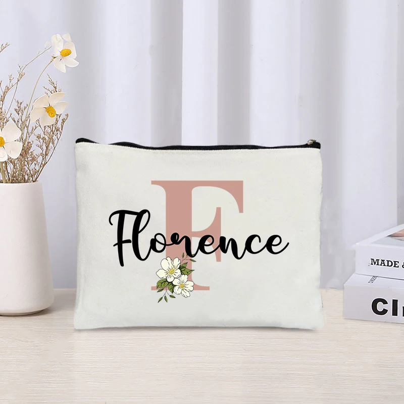 Custom Name Initials Letter Makeup Bag Women Toilet Pouch Travel Cosmetic Bag Wedding Bridesmaid Gifts Side Bag for Ladies Purse