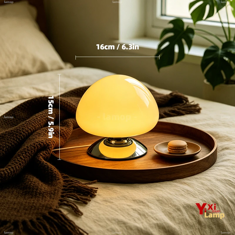 Cream Style Triangle Table Lamp Vanity & Bedside Lamp Warm Girly Ins Ambient Bedroom Night Light for Decoration