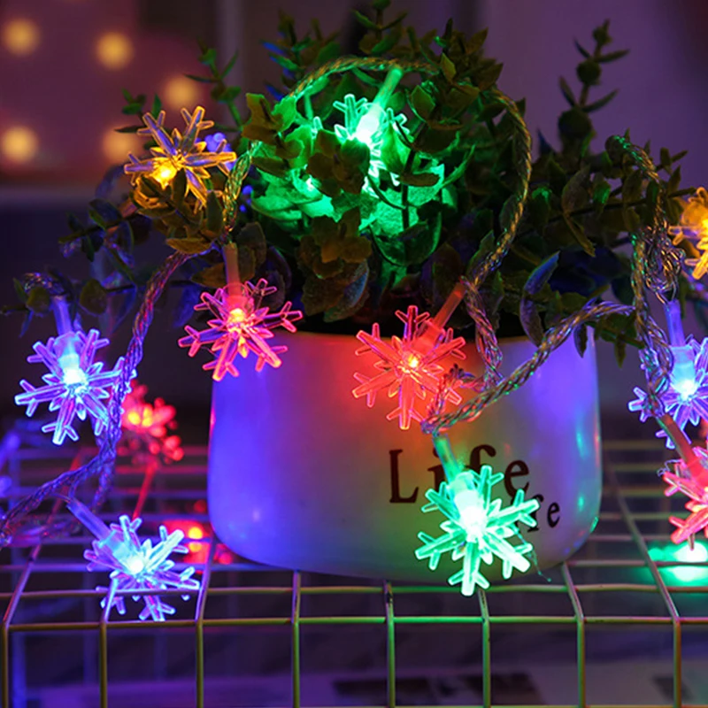 Guirxiété lumineuse LED flocon de neige de Noël, décoration de Noël, fête à la maison, cadeaux du père Noël, bonne année, 2023