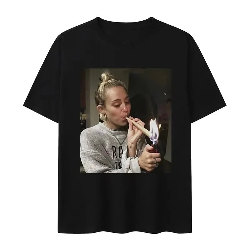 مايلي سايروس مضحك التدخين الجرافيك تي شيرت هانا مونتانا الجمالية تي شيرت تقليدي الرجال النساء تي شيرت غير رسمي الجرافيك تي شيرت Y2K