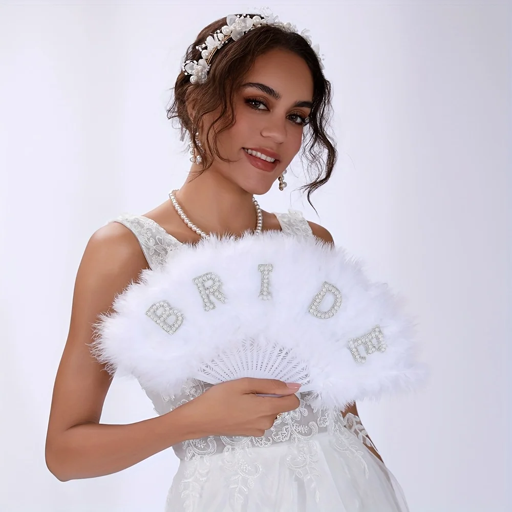 Artificial Feather Bride Fan Wedding Decoration for Brides Suitable for Bridal Wedding Decor Bachelorette Party hand fan wedding