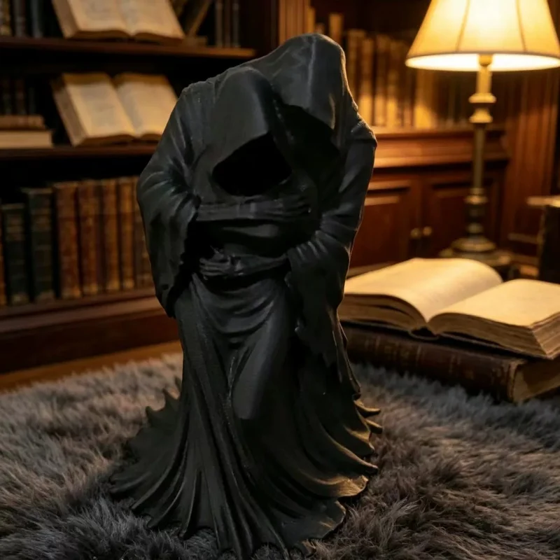 

3D Printed Gothic Dark Skull Statue Desktop Ornament Retro Skeleton Ghost Death Style Home Decoration
