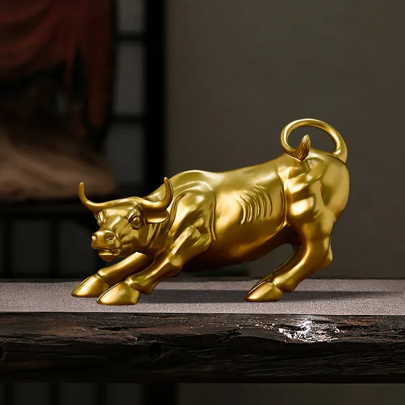 Creative Wall Street Bull Resin Ornament Office Bookcase Wine Cabinet TV Cabinet Soft Decoration Bullish Crafts