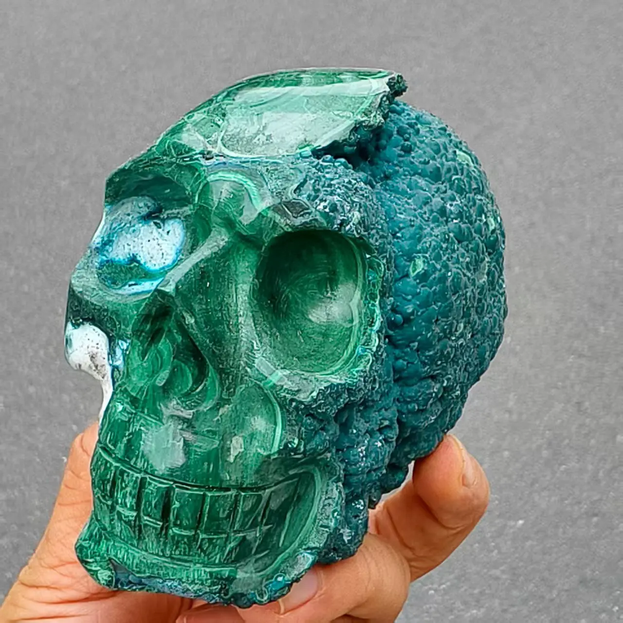 Natural Formed!Blue Malachite Skull,Quartz Crystal Raw Ore Hand-Carved Skull, Mineral, Healing