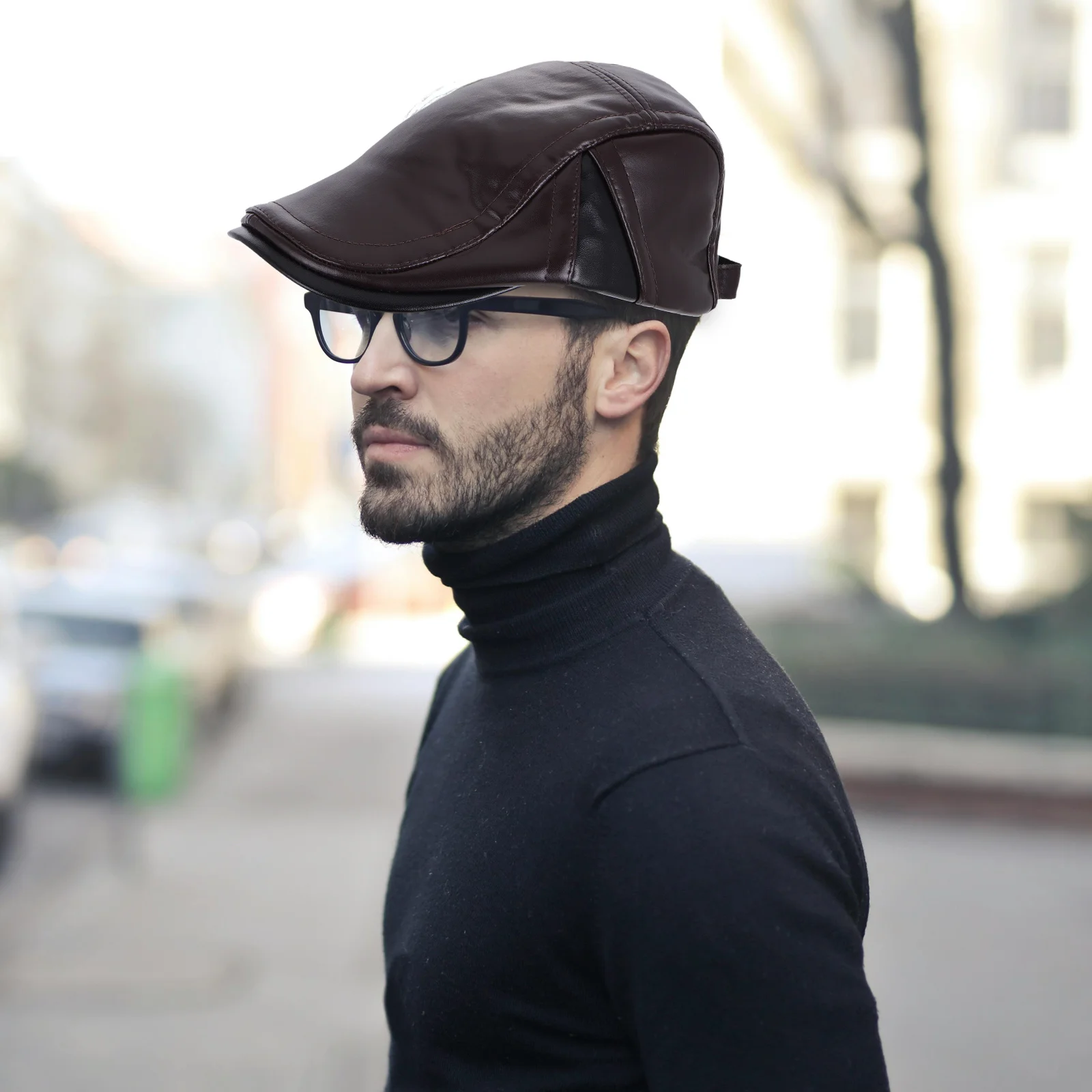 

Color-Blocked Elderly Men Cold-Proof PU Hat Earflaps Warm Newsboy Cap Winter Outdoor Activities Driving Flat Cap