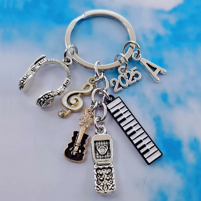 New A-Z Letter Music Phone Headset Key Chain Guitar Piano Notes Fashion Lovely Key Chain Gift Jewelry for Men and Women