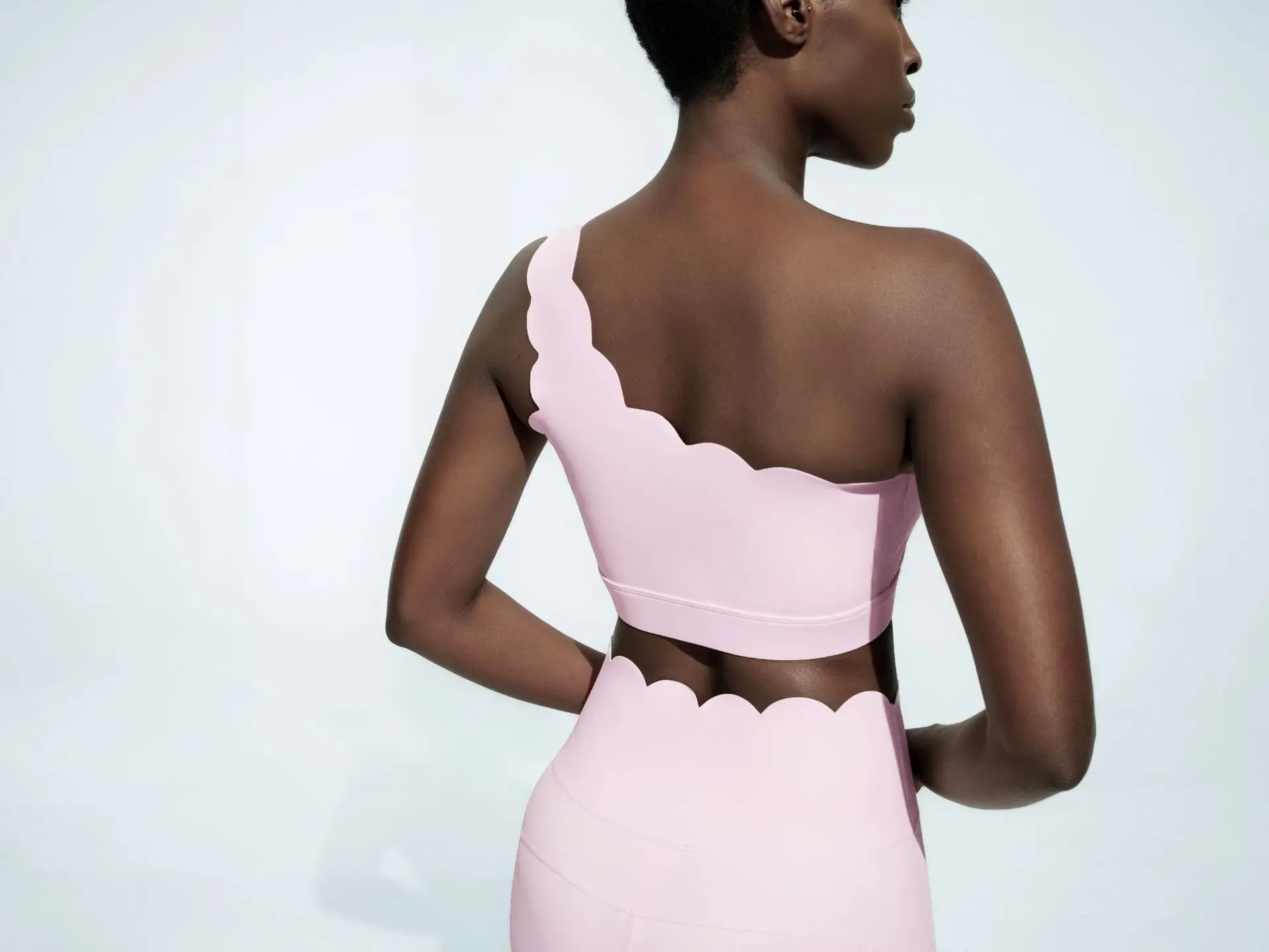 Spitzenbesetztes, schulterfreies Sport-Top, schmal geschnitten, atmungsaktiv, für Outdoor-Workouts, schweißableitend, Fitness-Anzug, dünner BH