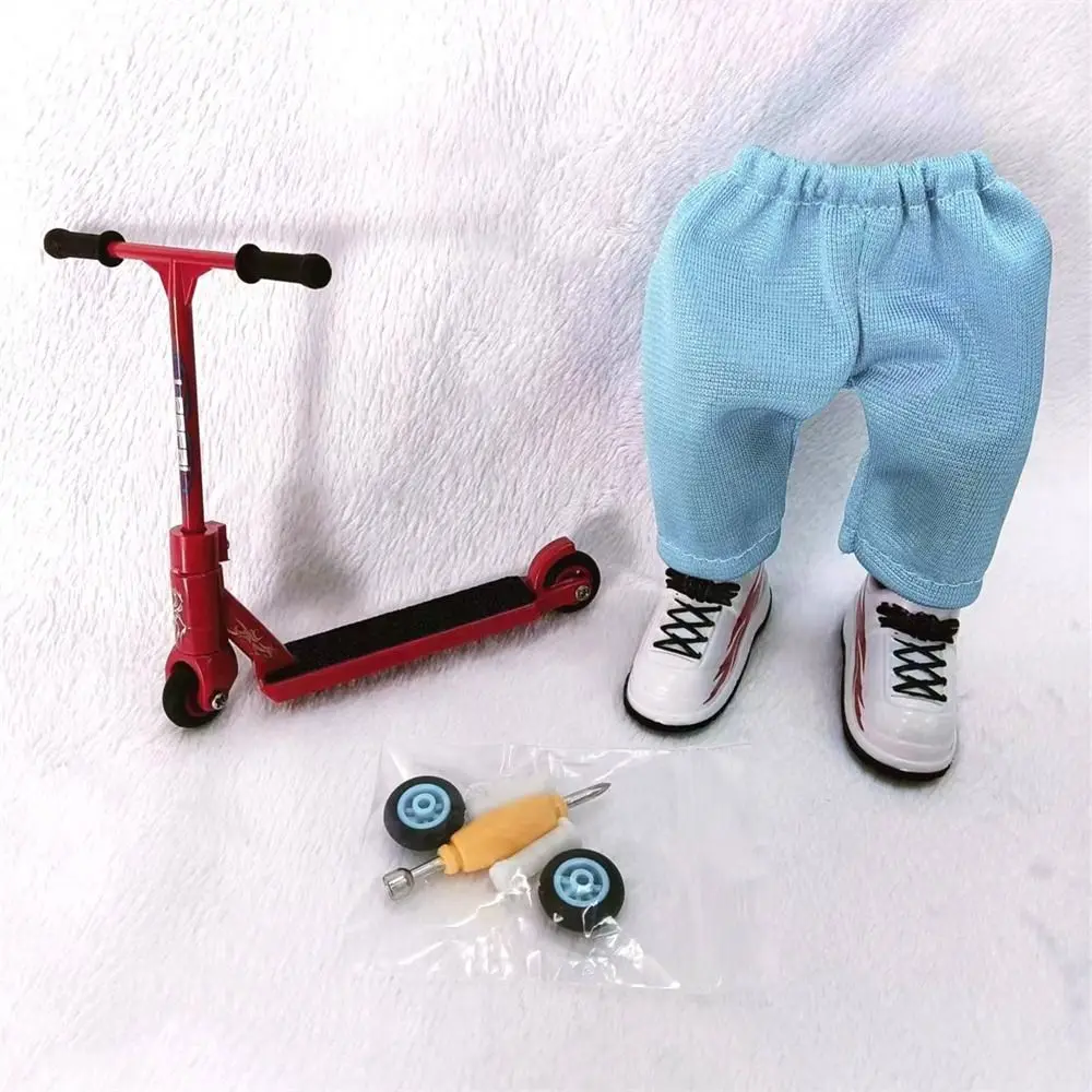 Scooter Model Finger Scooter Finger Training Movement Mini Scooter Alloy Simulation Finger Skateboards Parent-Child