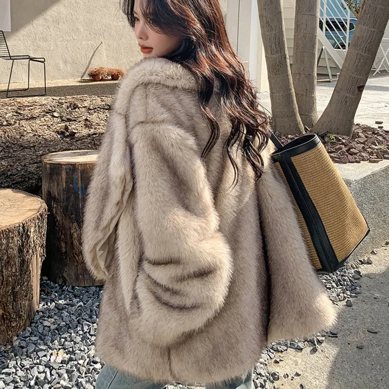 Brand Fashion Gradient Animal Color Faux Fur Coat Women Jacket Winter Elegant Loose Oversized Fluffy Overcoat Outerwear