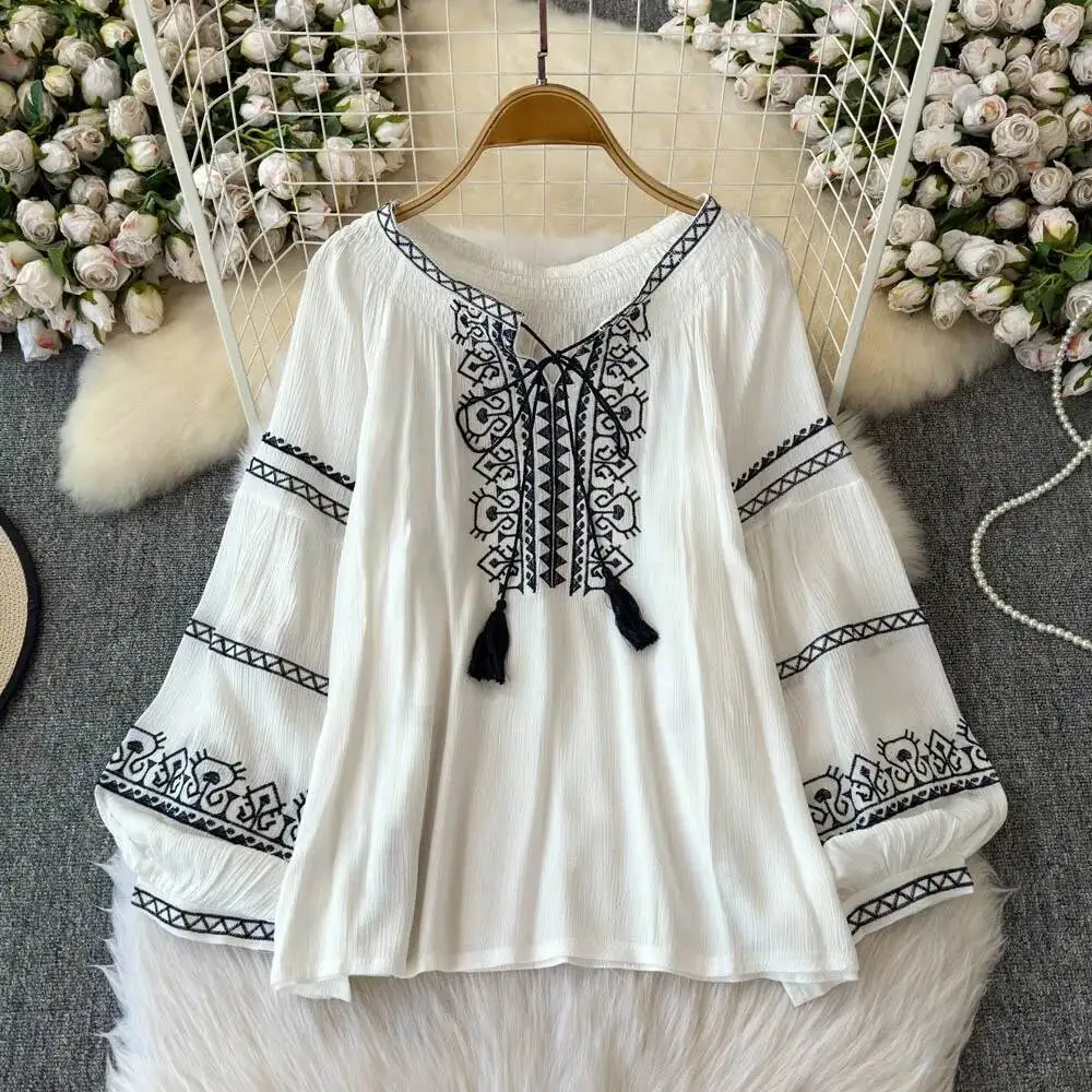 

BabYoung Haruku Embroidery Vintage Lace Up Ropa Mujer Ethnic Style Loose Age Reduction Shirt Fresh Tassels Slim Literary Blouses