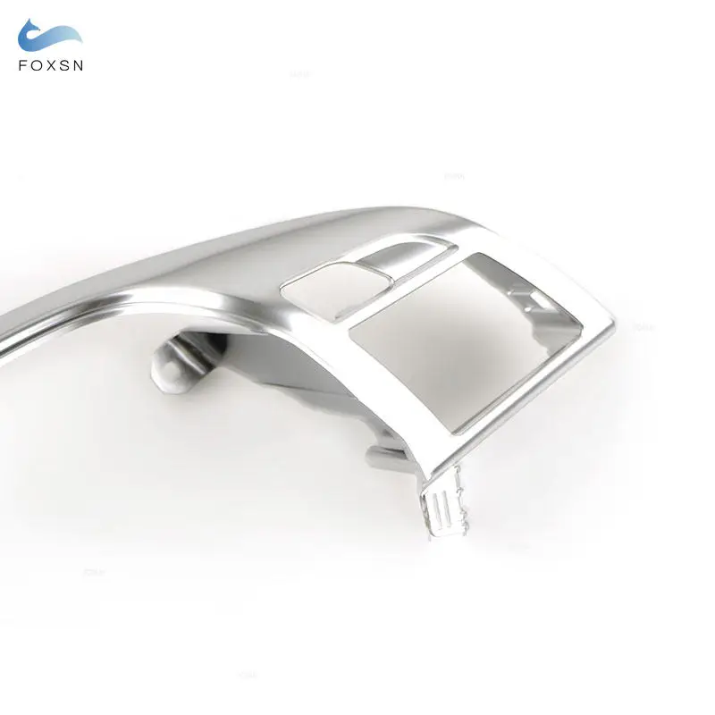 Panel Volante Mercedes Benz ABS Cromado - usage example
