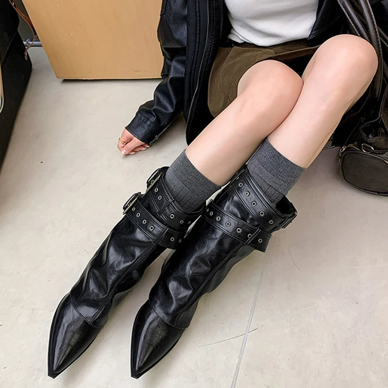 2025 موضة أشار تو المرأة الغربية حذاء من الجلد أنيقة كعب سميك أحذية Laides حزام مشبك الجوارب القصيرة Zapatos Mujer