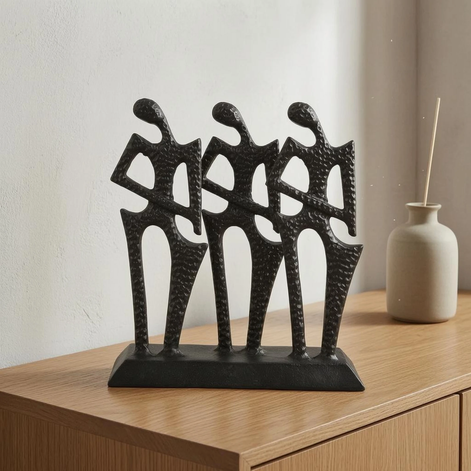 Abstract Metal Figure Hammered Texture Human Figure Statue Abstract Human Statue Cutout Design Home Decor Piece Rectangular Base