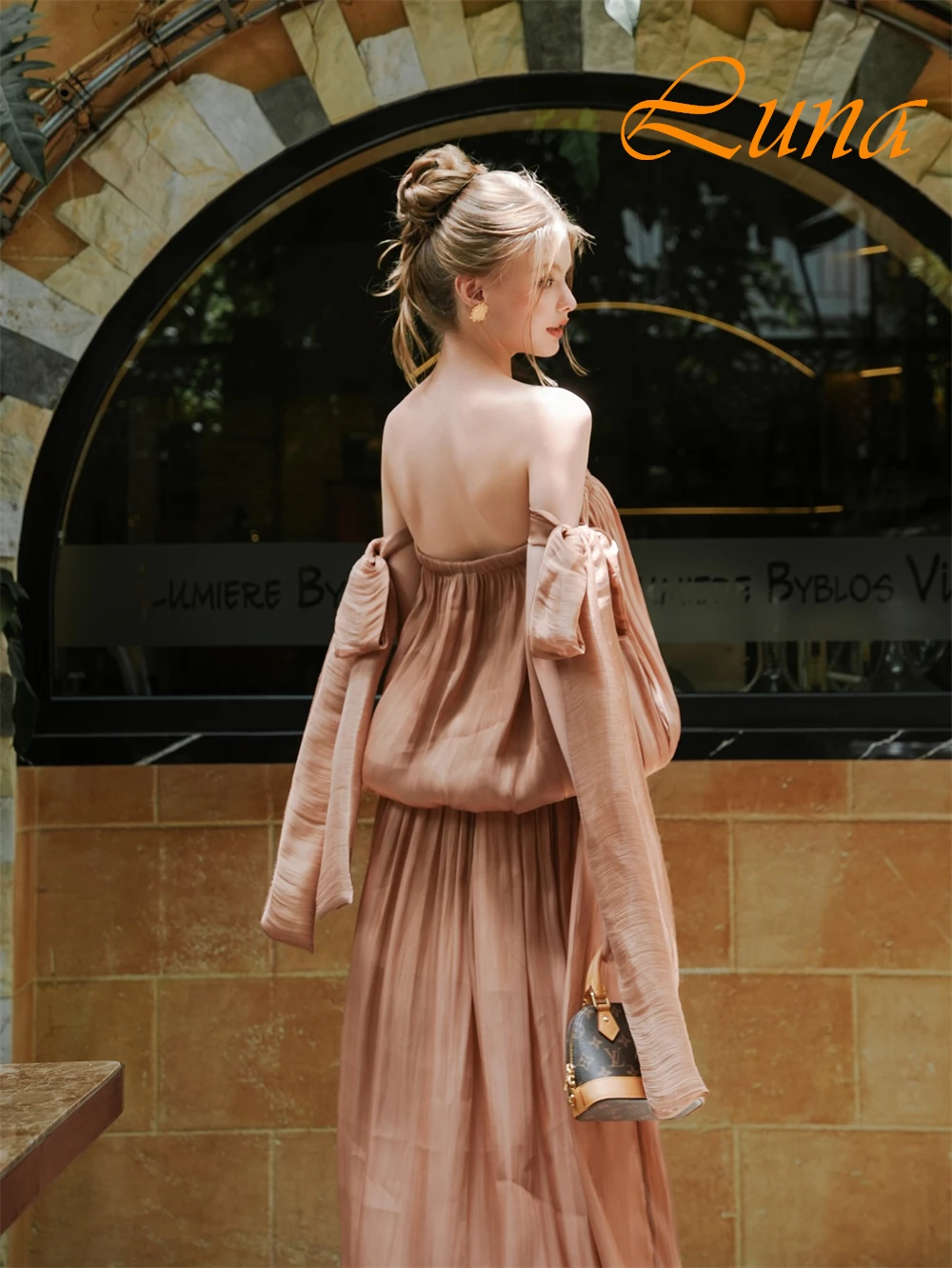 تخصيص لينة الشيفون قارب الرقبة مساء اللباس الأنيق القوس فستان كوكتيل مزاجه قطار الاجتياح فساتين المناسبات الخاصة