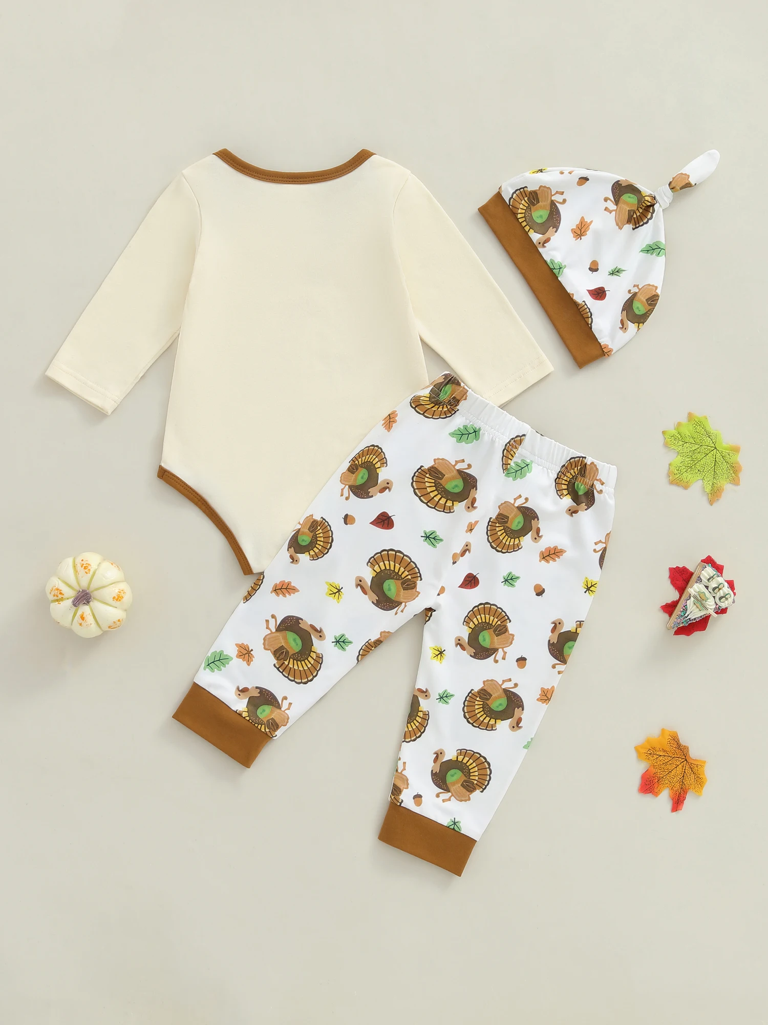 

Thanksgiving Baby Outfit Set with Letter Print Long Sleeve Romper Turkey Pattern Pants and Matching Hat - 3 Piece Ensemble