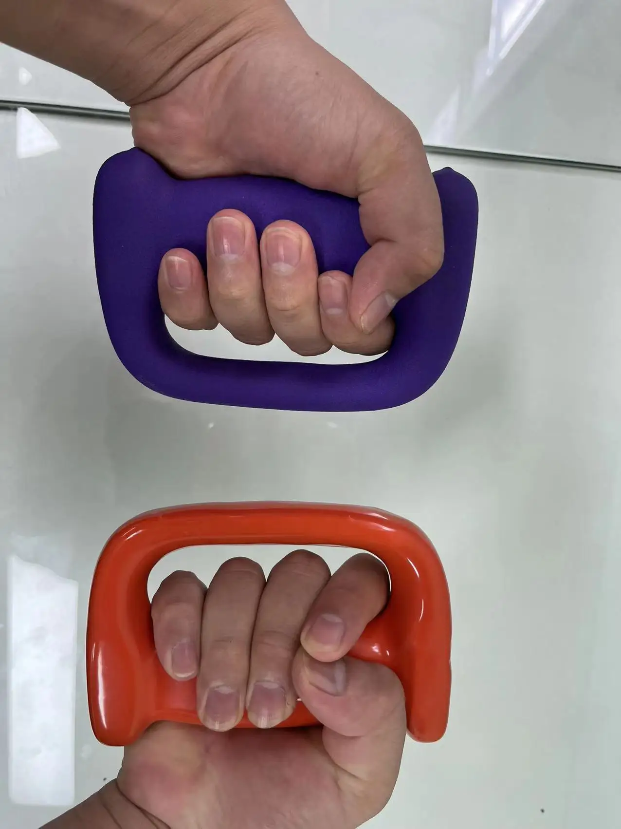 Hot Products 2Lb Boxing Weight 1kg Boxing Dumbbell Glossy And Matte Surface Hand Weight Made Of Neoprene