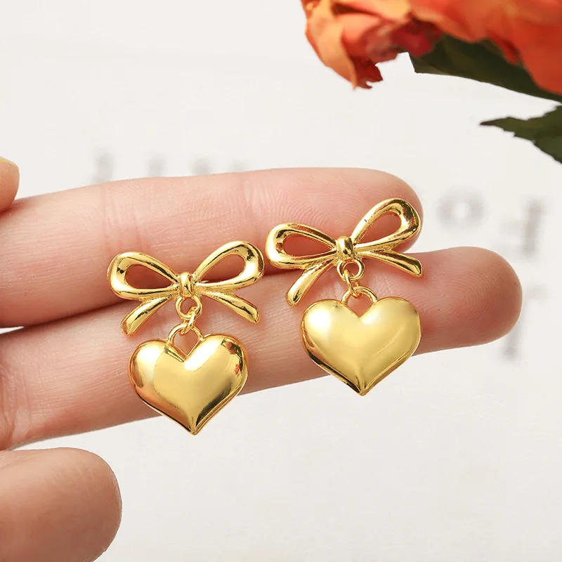 Metal Heart Charms Dangle Earrings for Women Hollow Out Golden Bow Knot Drop Earrings Wedding Party Trendy Retro Jewelry