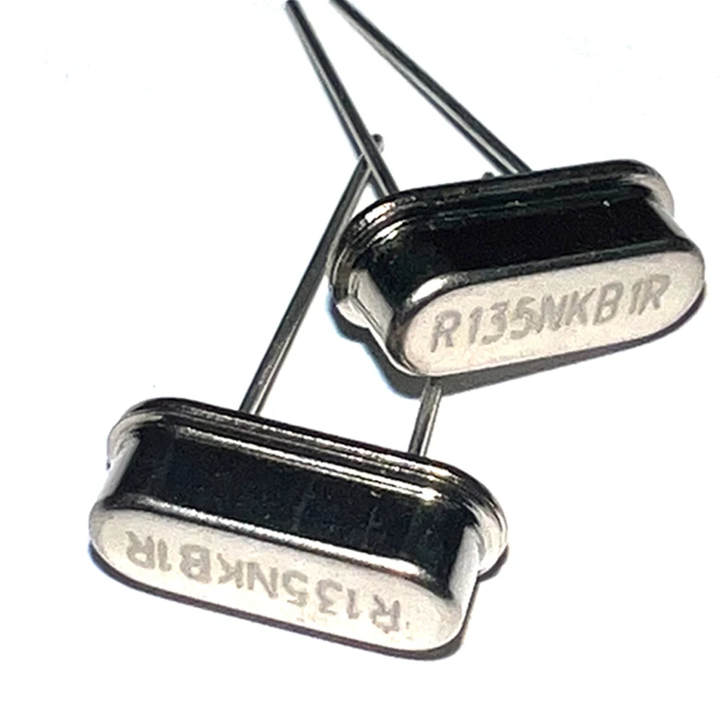 

10pcs HC-49S 13.56MHz 13.56M 13.56 Quartz Crystal Resonator Passive Oscillator HC49S R135NKB1R DIP2