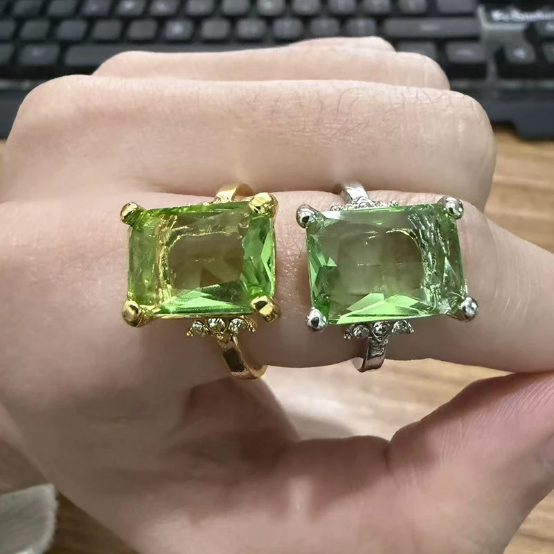 Jianjie Gold/Silver Two Color Women\'s Fresh Green Square Zircon Inlaid Rings Elegant Delicate Female Ring Jewelry Accessories