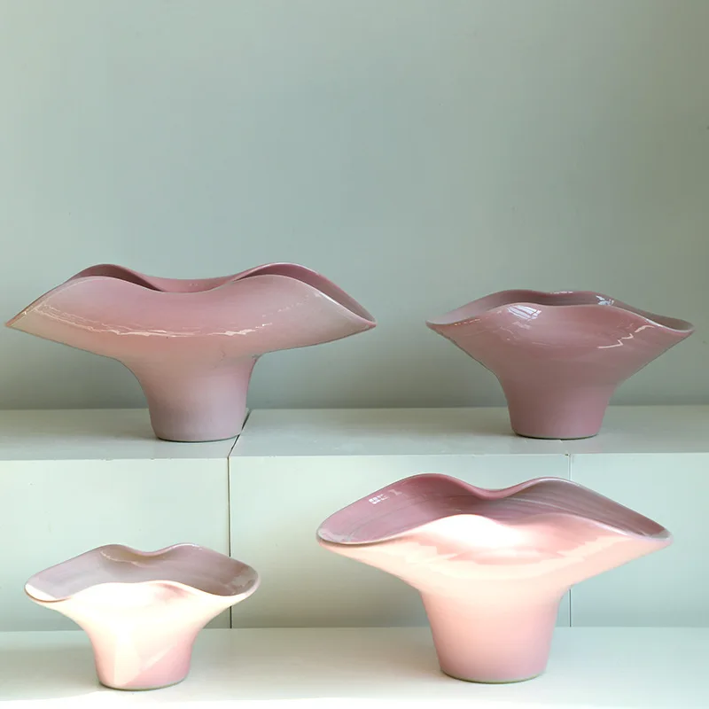 Creative Pink Ceramic Vase Ruffled Flared Planter for Butterfly Orchid Artistic Gallery Centerpiece Decor Unique Home Decor Vase