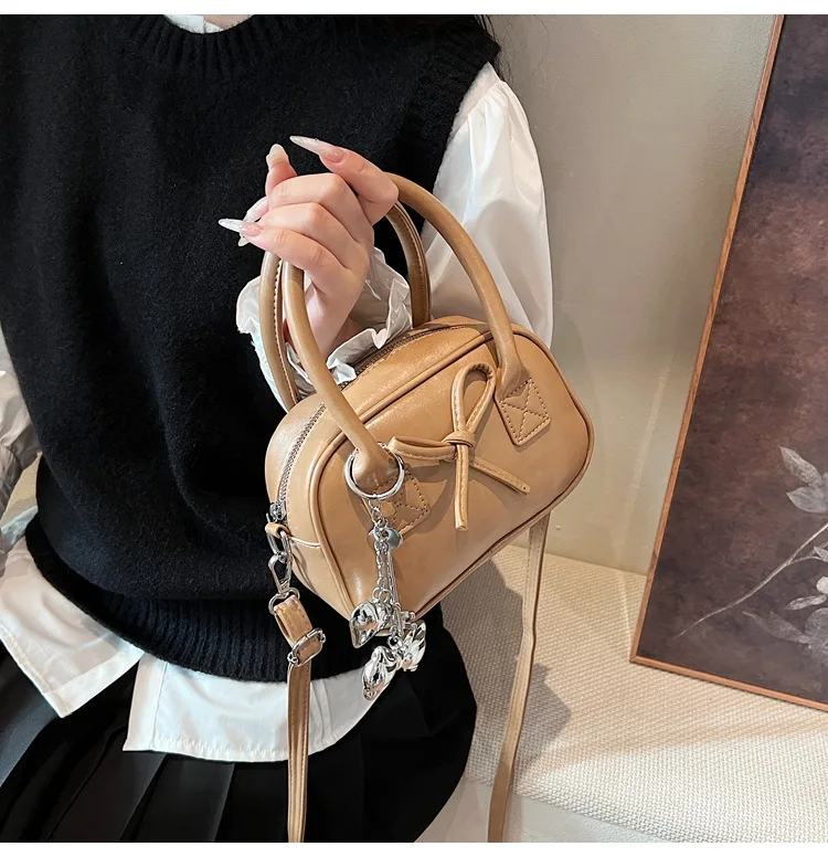 

Women's New Niche Vintage Bowling Bag - Ballet-Inspired Stylish Bag | Versatile Chic Commute Handheld Crossbody