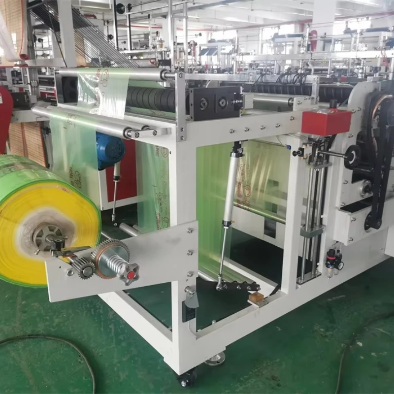 Heavy-Duty 600A Plastic Flat or T-Shirt Garbage Bag Making Machine with CE Certified view 6