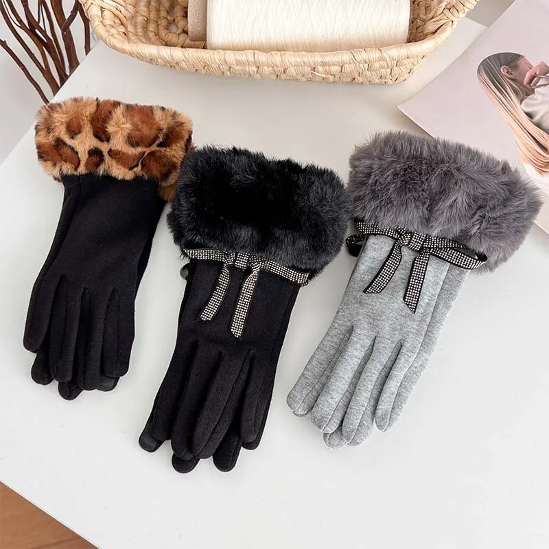 New Winter Gloves with Leopard Print, No Falling Down Fur, Butterfly Bow, Diamond Inlaid, Cold Resistant, Warm and High-end Feel