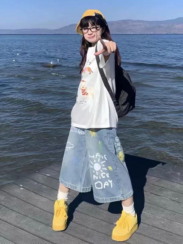 

Doodle Print Wide Leg Jeans High Waist Denim Fabric Spring Season Wear Resistant Casual Style Seven Eight Short Pants