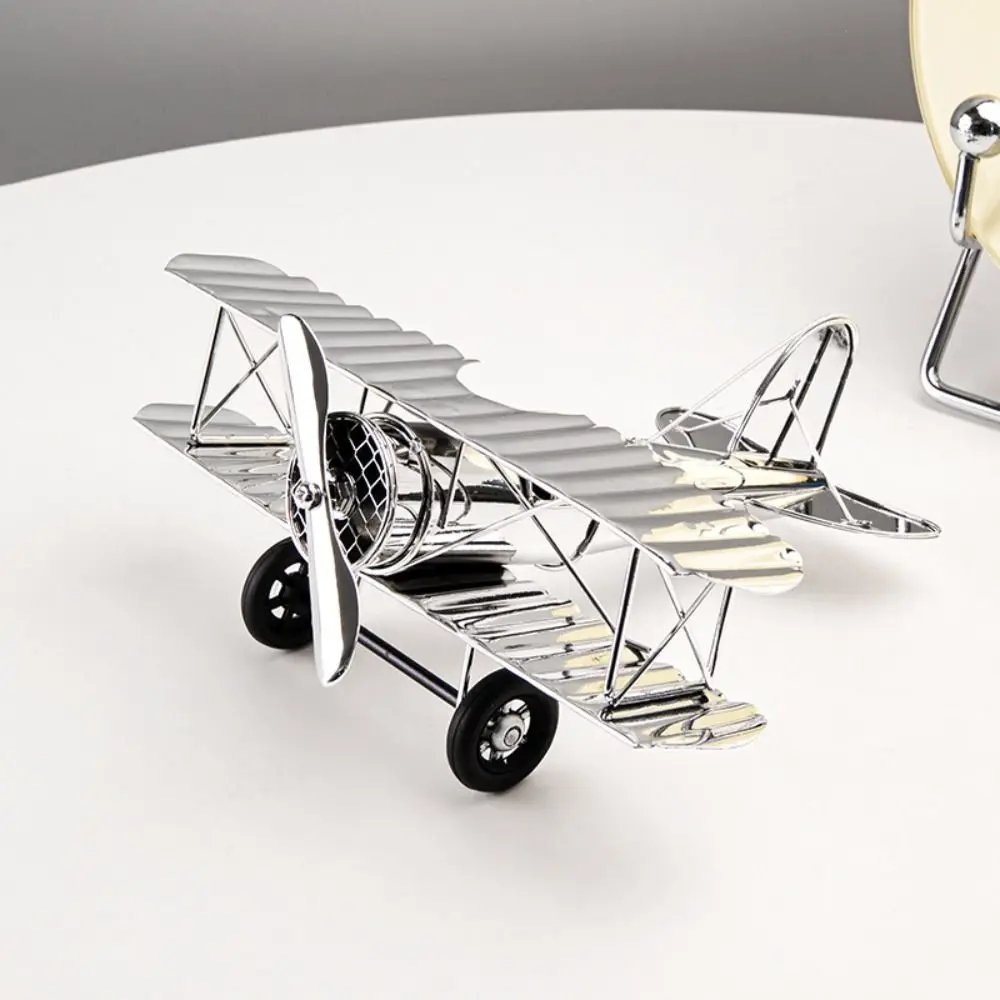 

Kawaii Vintage Metal Planes Model Cartoon Exquisite Iron Retro Aircraft Ornament Handmade Mini Glider Biplane Pendant Model