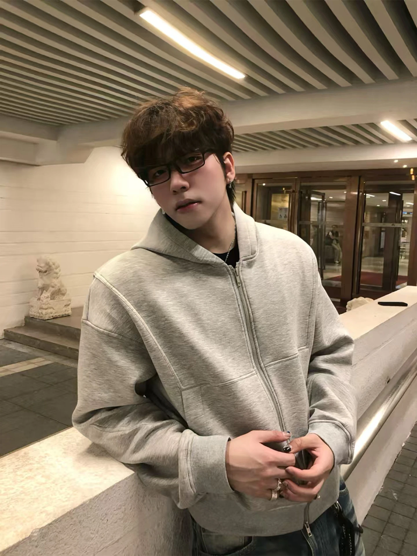 

Men's Short Hoodie Cardigan American Style Slim Fit Machine Trim Heavyweight Open Front Sweatshirt Youth Wear Long Sleeve