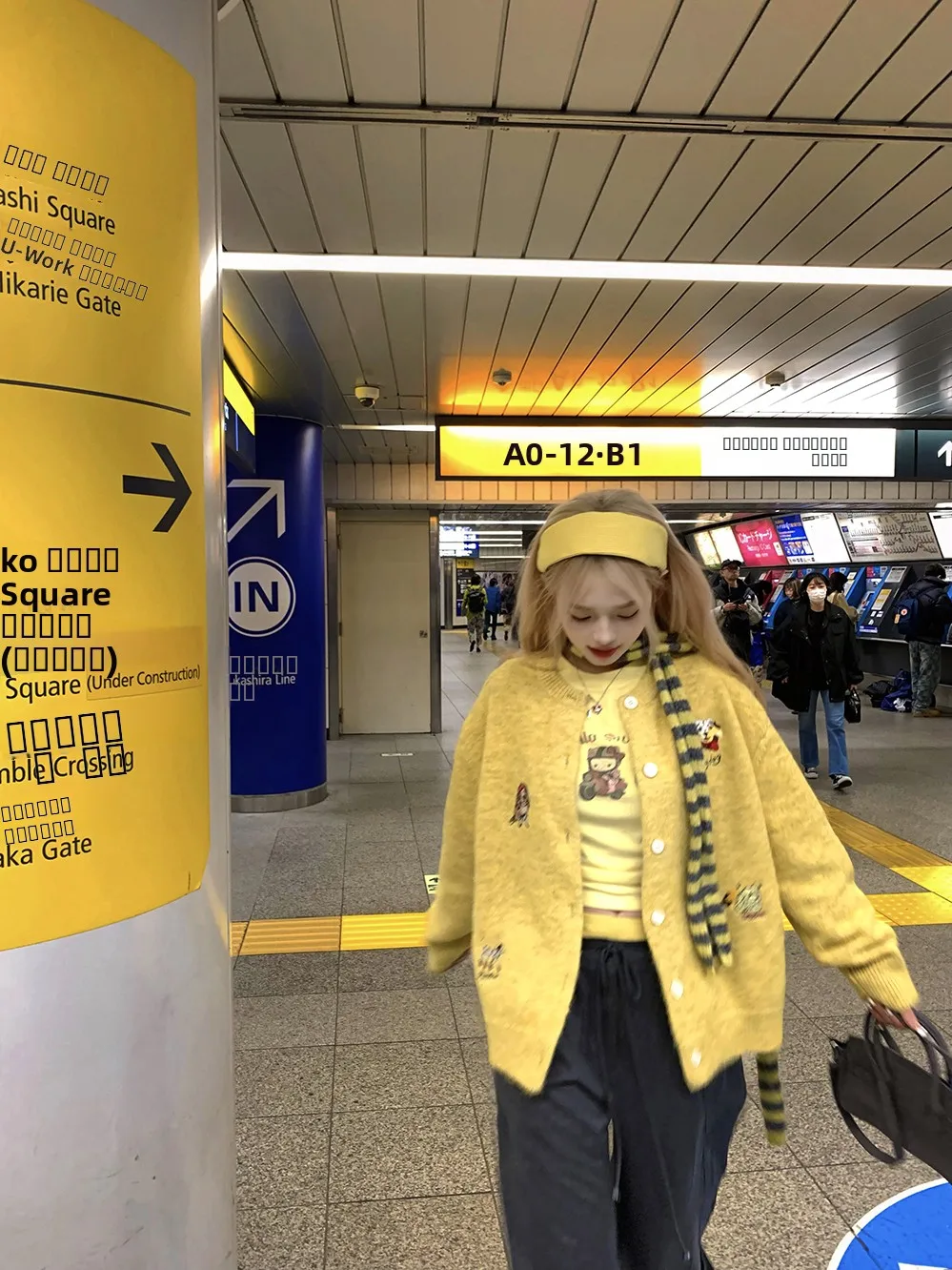 

Thas9i Корейский головной убор Sle Повязка для волос Aosphere INS Универсальный чехол для волос Вязаный длинный свек круглый Ne на одной пуговице...