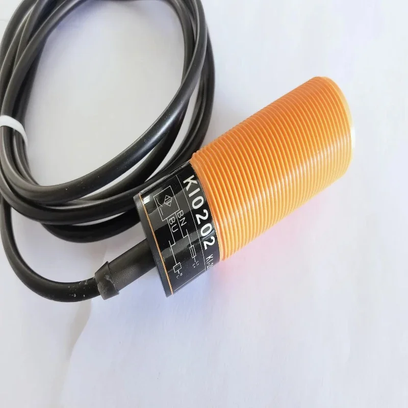 

Brand New Original proximity switch KI0202 KI-2015-ABOA/NI capacitive sensor Fast delivery