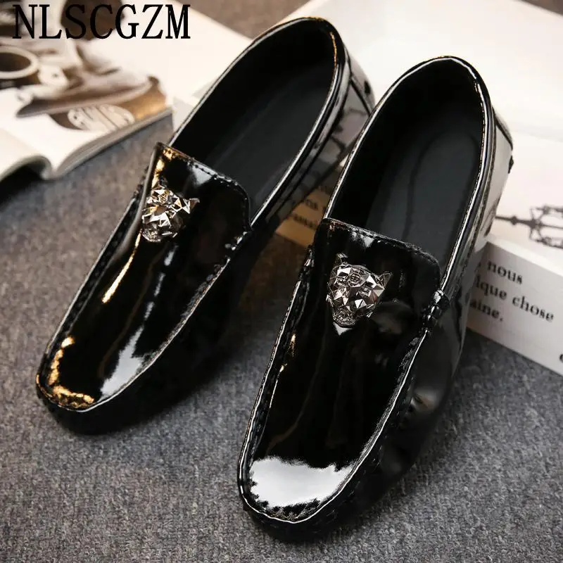 

Loafers Casual Shoes Men Patent Leather Black Brand Shoes Men Designer Shoes Buty Damskie Zapatos De Charol Hombre Chaussures