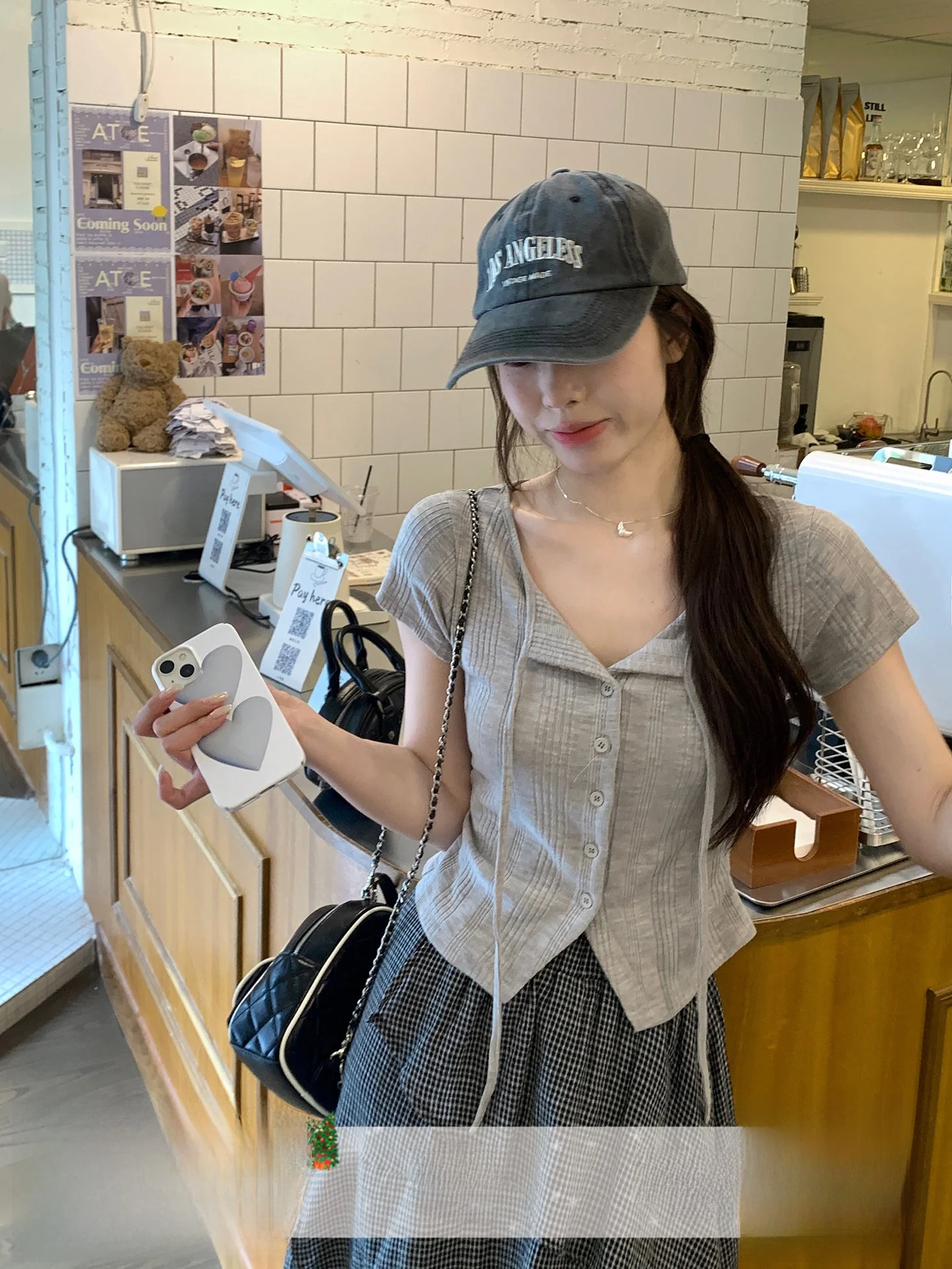 

Slim Fit ort Sve Knitted T-irt Women's Design Sensation Small Size Single Button Summer Top Korean Sle Commute Wind