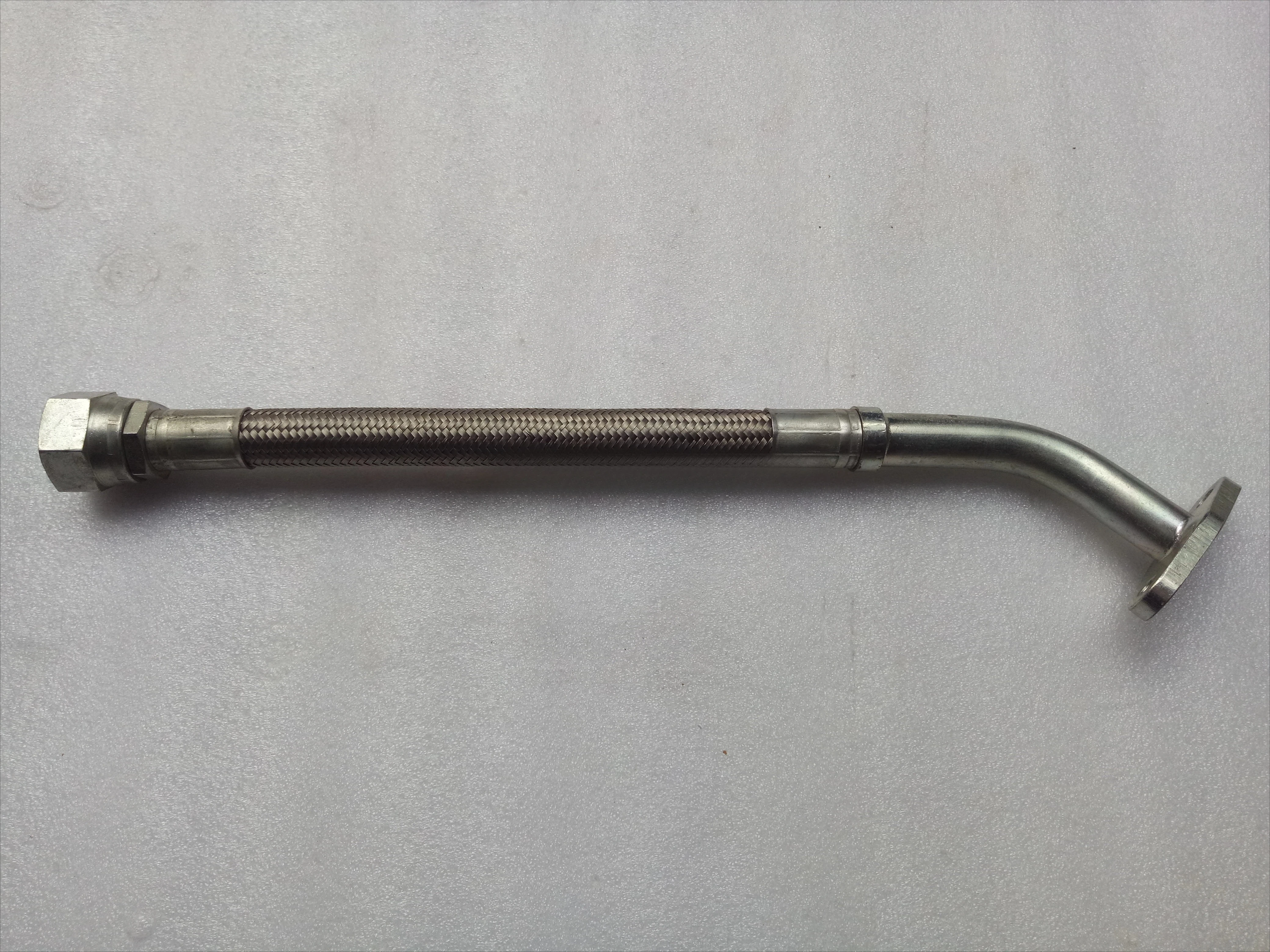 

Детали строительной техники M11 ISM11 QSM11 Возвратная масляная труба турбокомпрессора 3899508