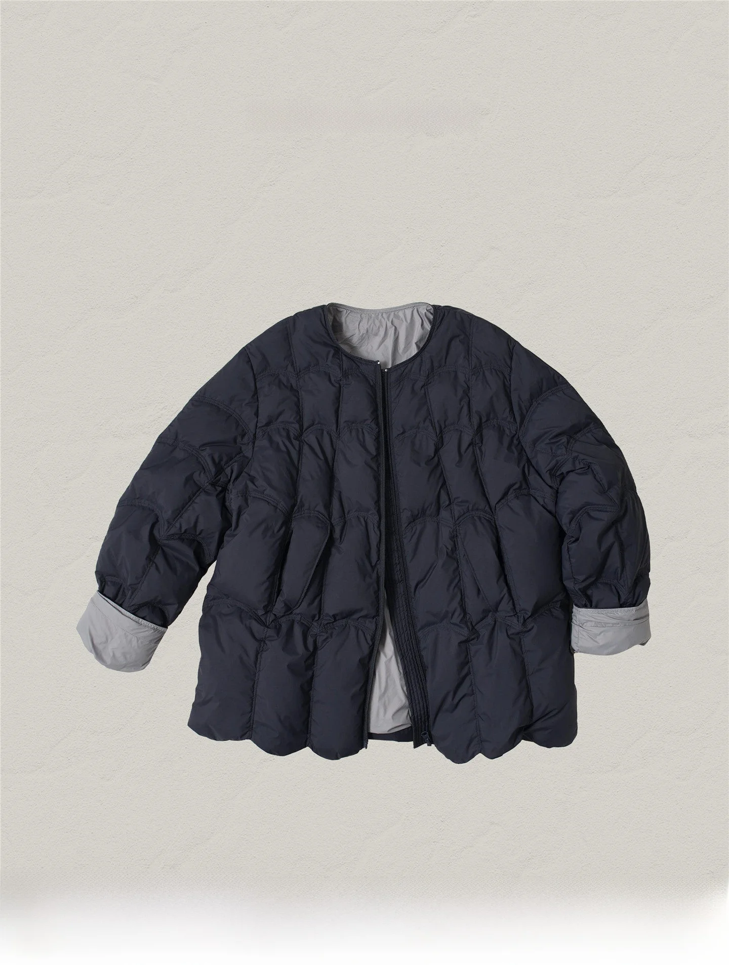 

Zhou Xiaoya Fashionable Dark Blue White Goose down Puffer Jacket round Neck Women's Winter Coat Wave Design Regular Fit
