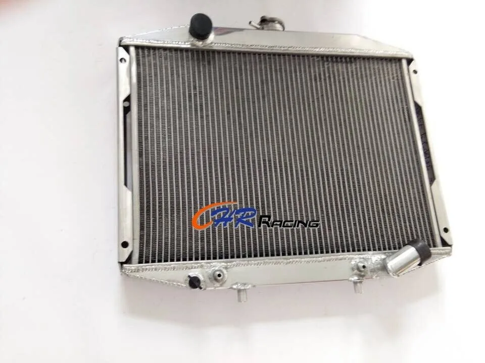 Aluminum Radiator for 1986-2007 Mitsubishi Delica/Express/L300/Starwagon 2.0 2.4 2.5 1987 1988 1989 1990 1991 1992 1993 1994