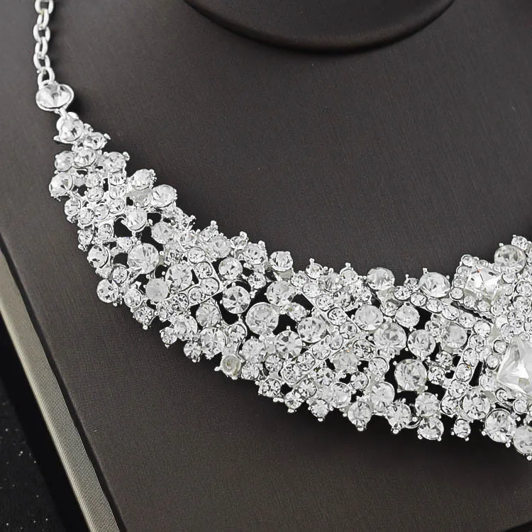 2023 Rhinestone necklace accessories