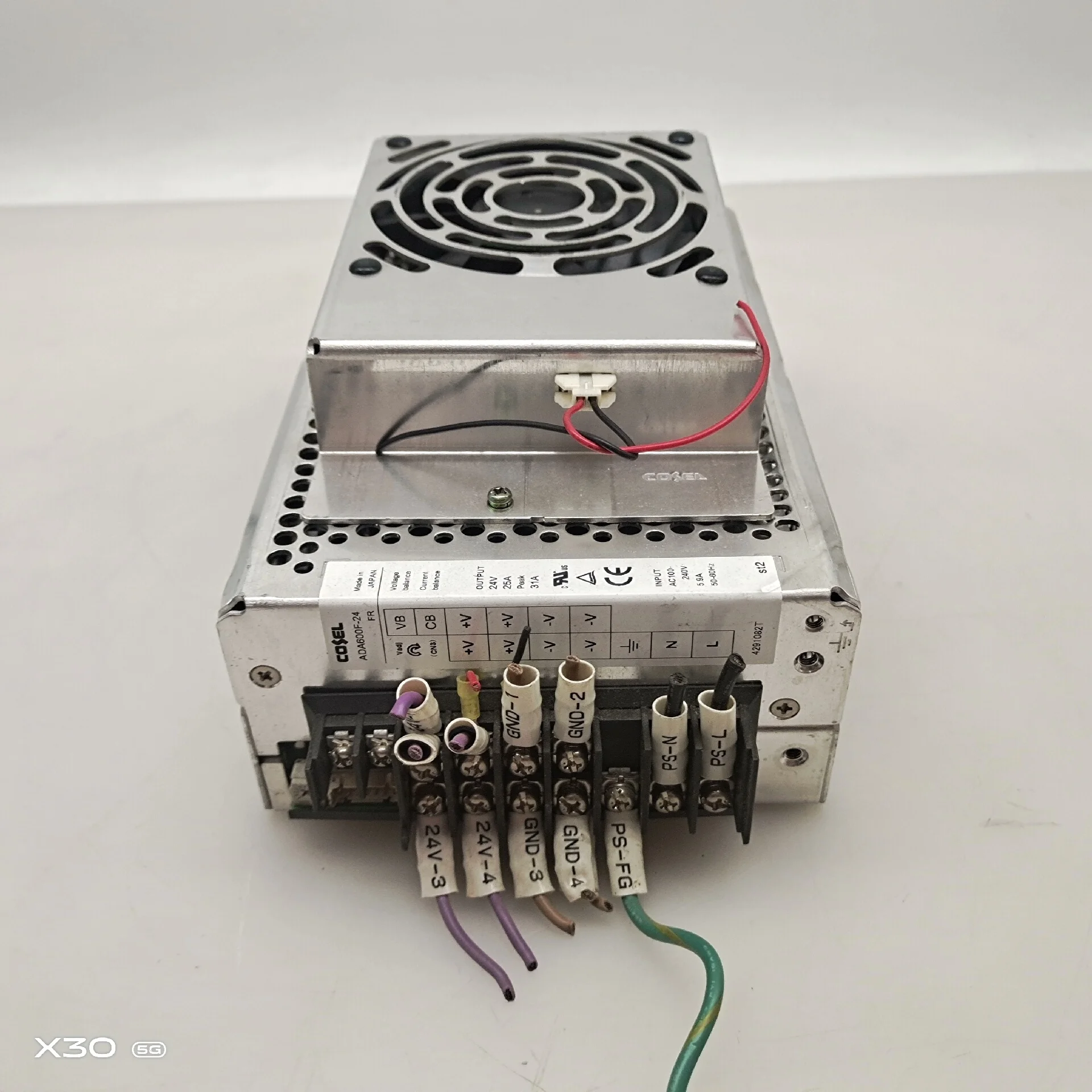 Untuk catu daya COSEL ADA600F-24FR ADA600F-24FR