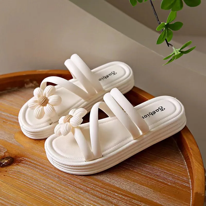 Summer Women's Sandals New Sunflower Slippers Indoor Bathing Anti Slip Leisure Comfortable Outdoor Beach Sandals Slippers